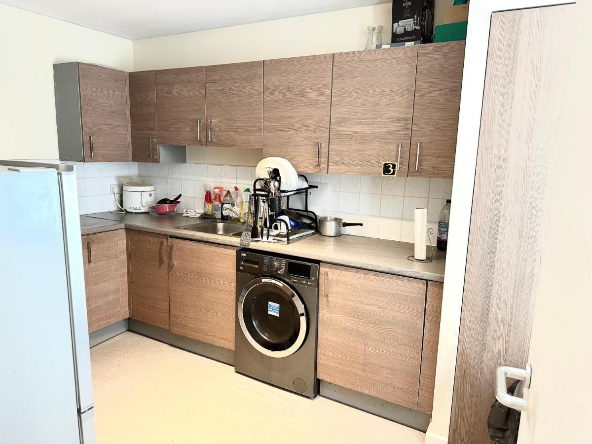 Comfortable Private Room In Bermondsey Лондон Экстерьер фото